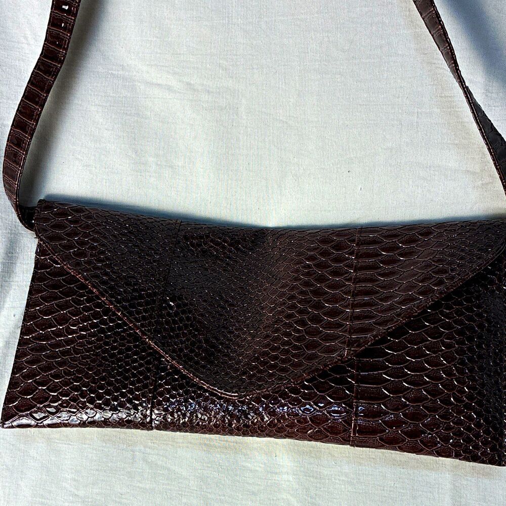 Small Brown  Faux Crocodile Embossed Animal Print Shoulder Bag Snap Closure